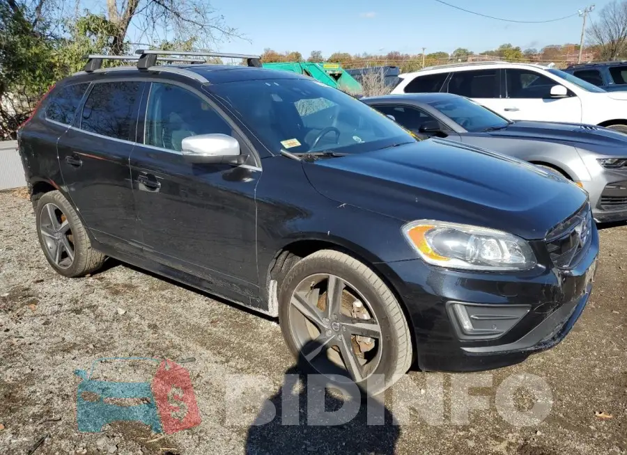 YV4902RS0F2671797 Photo# 4