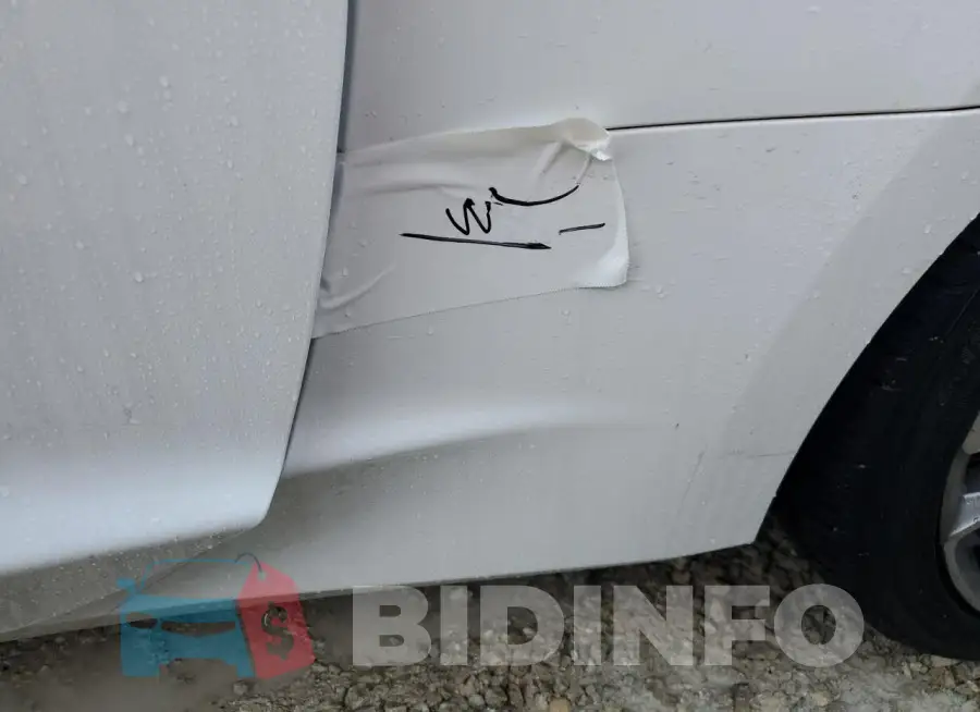 1G1FC1RS9L0147295 Photo# 12