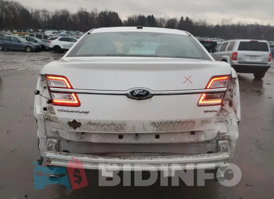 1FAHP2E84JG116731 Photo# 6