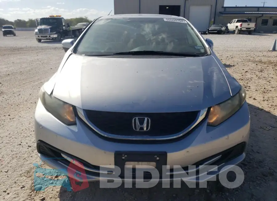 19XFB2F84FE003870 Photo# 5