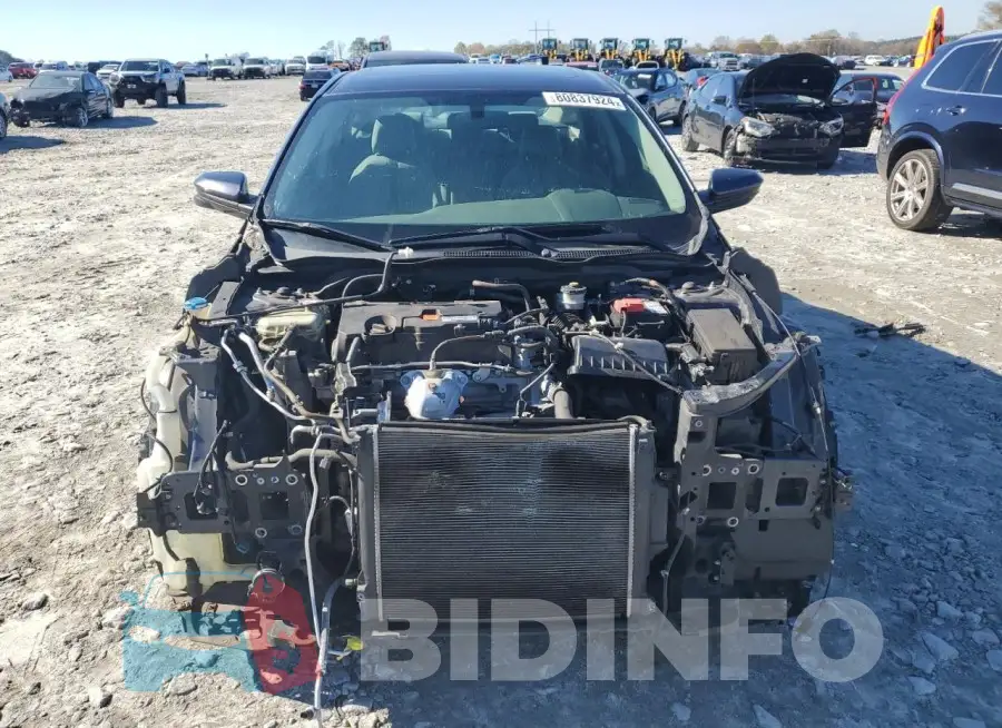 19XFC2F79HE042154 Photo# 5