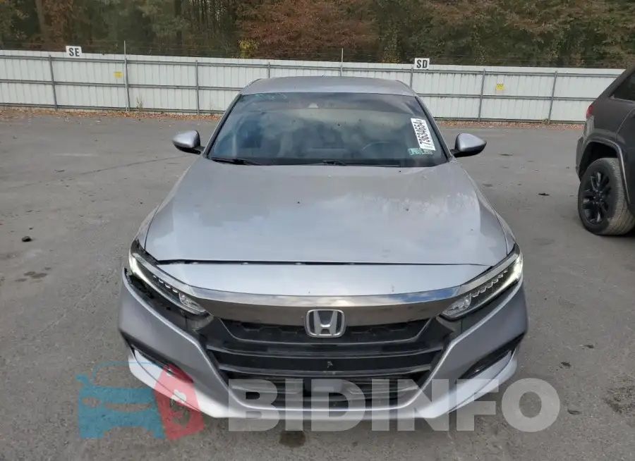 1HGCV1F35KA159018 Photo# 5