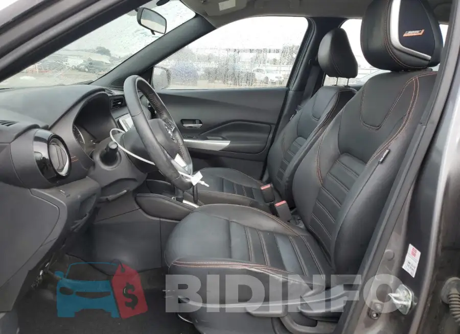 3N1CP5CU9JL512562 Photo# 7