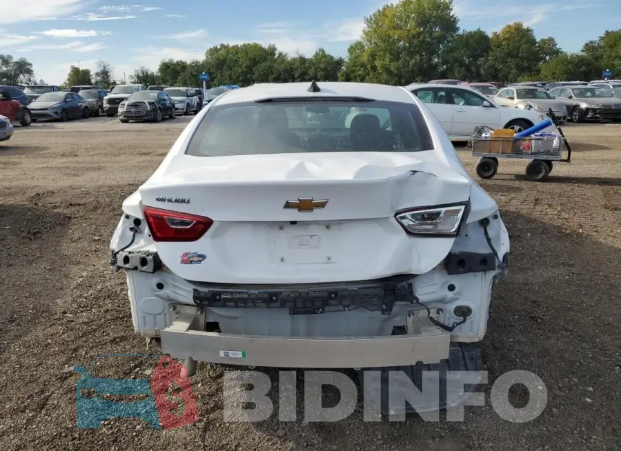1G1ZB5ST4LF128824 Photo# 6