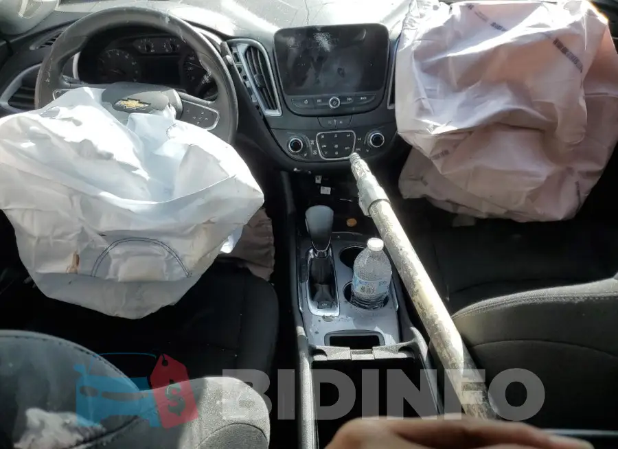 1G1ZD5ST6PF247068 Photo# 8