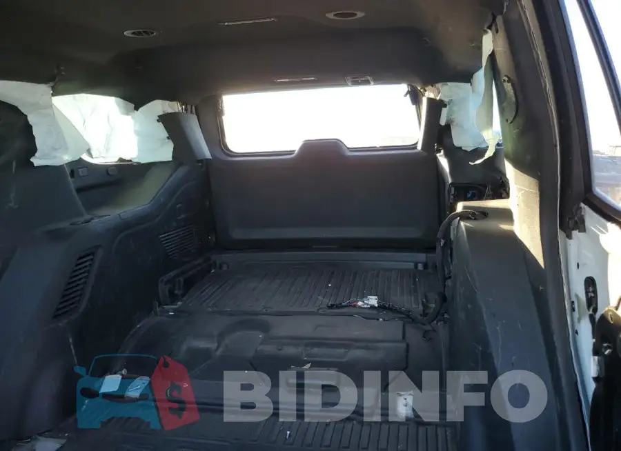 1GNSCLED9NR248304 Photo# 10