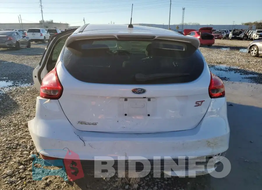 1FADP3L9XHL243713 Photo# 6