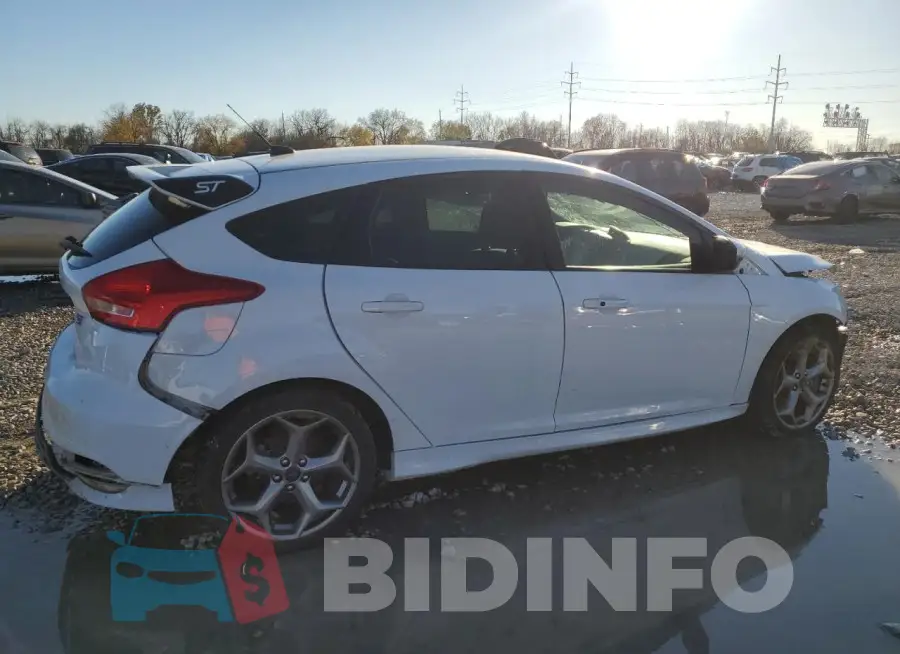 1FADP3L9XHL243713 Photo# 3