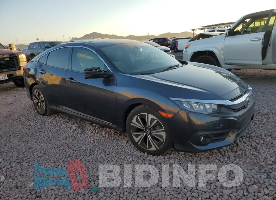 19XFC1F71GE042934 Photo# 4