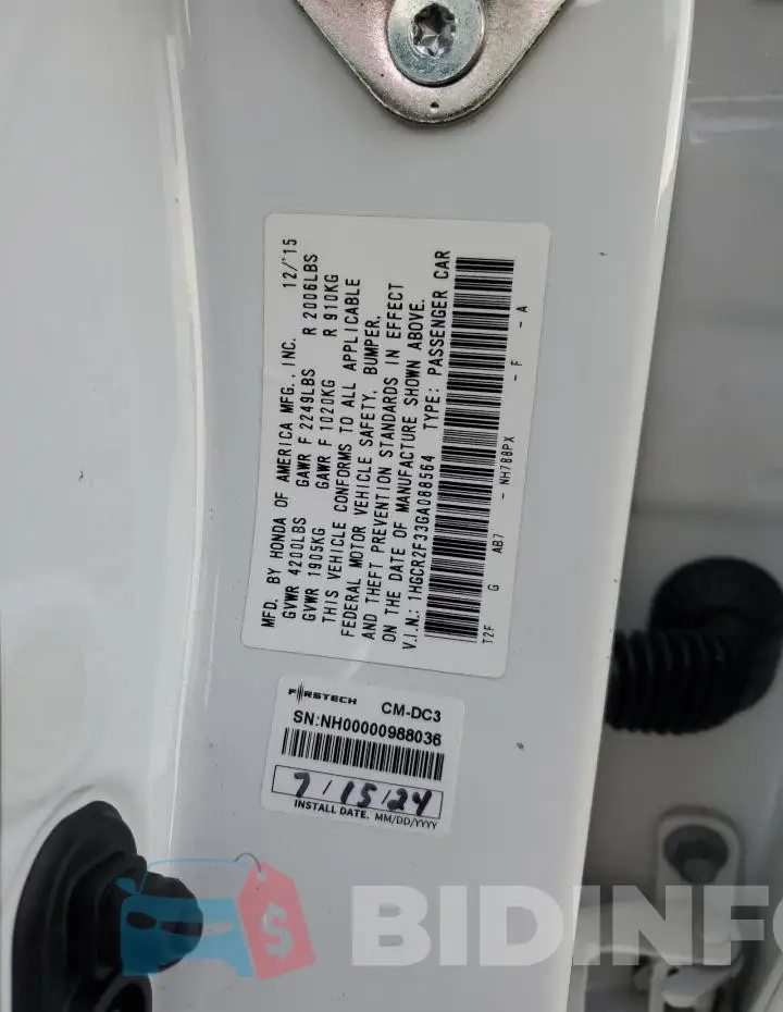 1HGCR2F33GA088564 Photo# 12