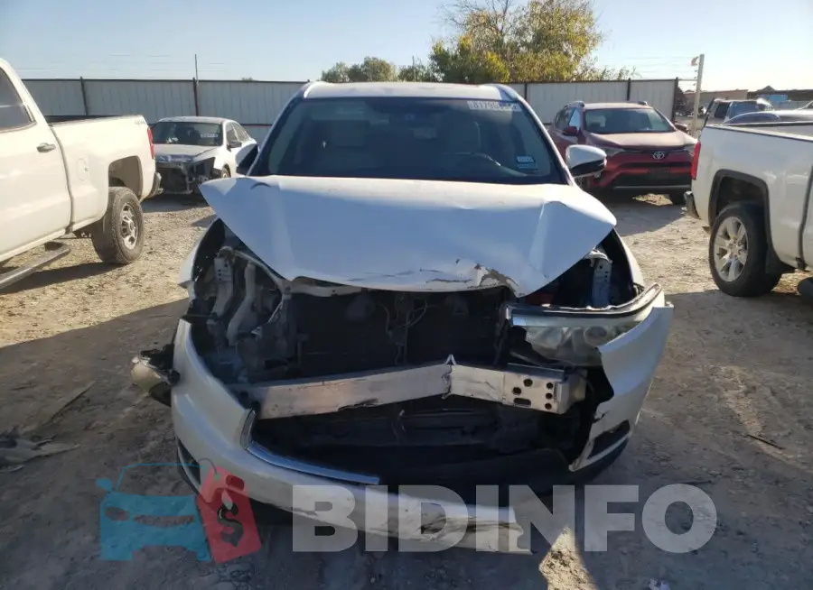 5TDJKRFH3GS247925 Photo# 5