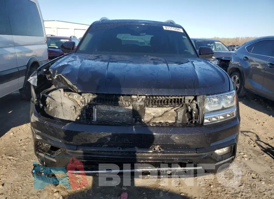 1V2RR2CA3KC588795 Photo# 5