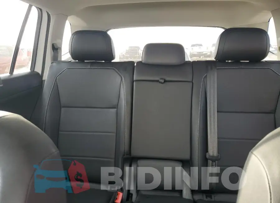 3VV3B7AX2MM030780 Photo# 10