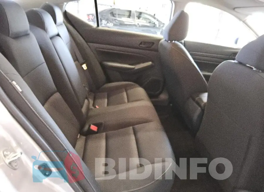 1N4BL4BV1PN338011 Photo# 10