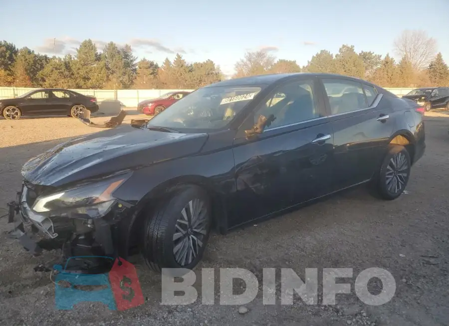 1N4BL4DW0RN372403 Photo# 1
