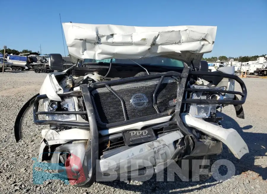 1N6BA1F40JN539063 Photo# 5