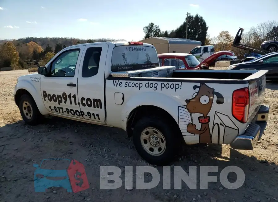 1N6BD0CT0GN715860 Photo# 2