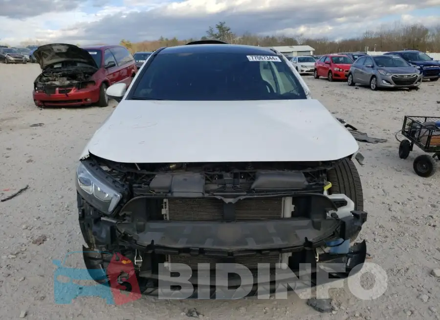 WDD3G4FB9KW033156 Photo# 5