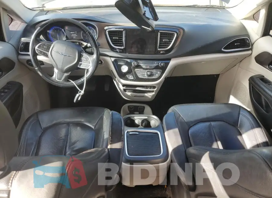 2C4RC1EG4HR528748 Photo# 8