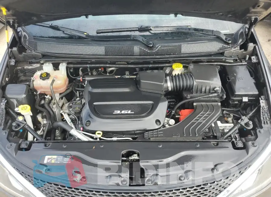 2C4RC1EG8HR656121 Photo# 12