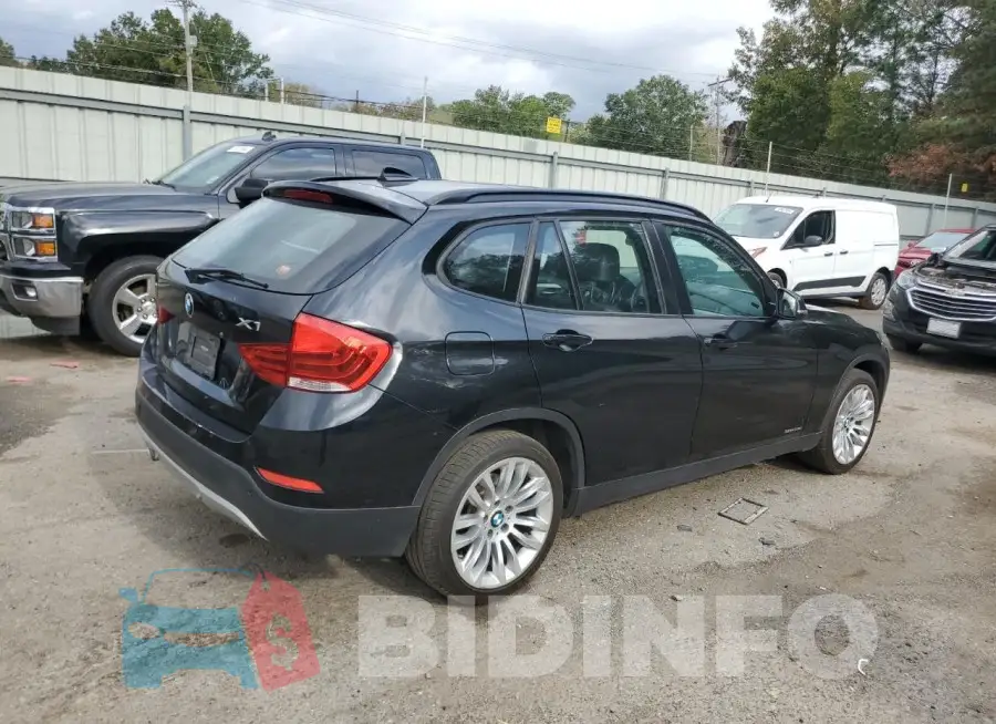 WBAVM1C56FV317703 Photo# 3