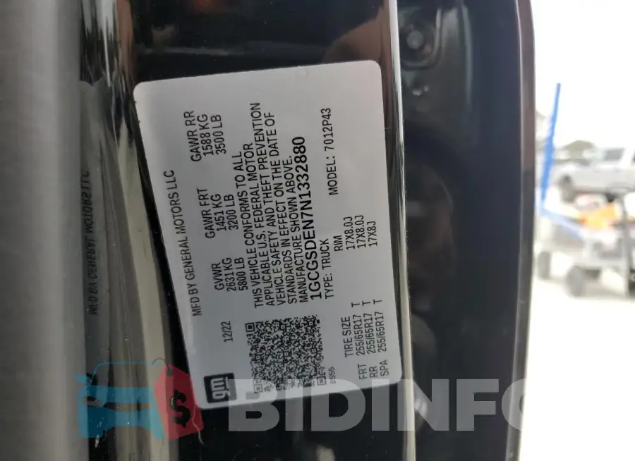 1GCGSDEN7N1332880 Photo# 13