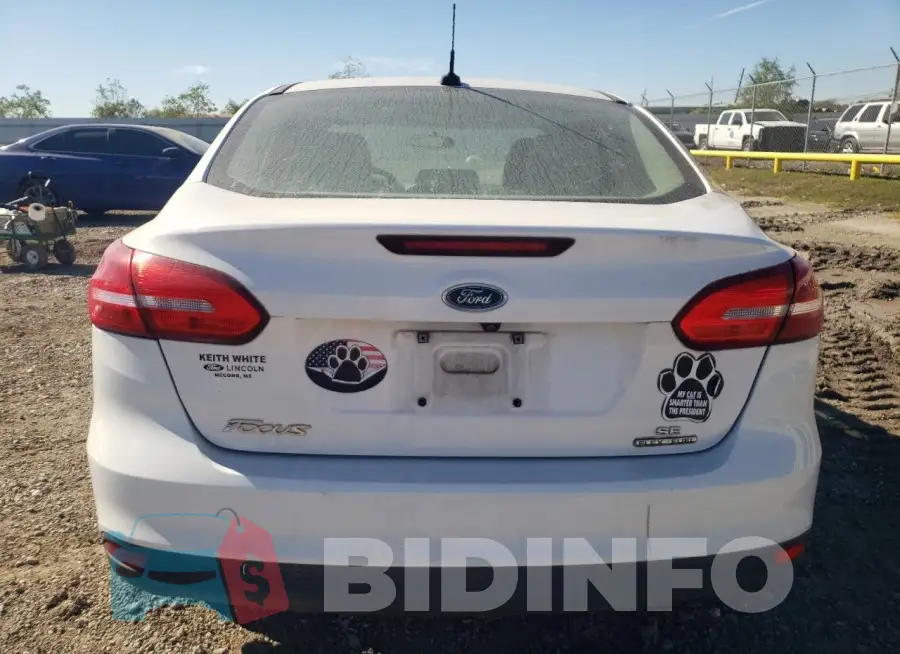 1FADP3F24FL242634 Photo# 6