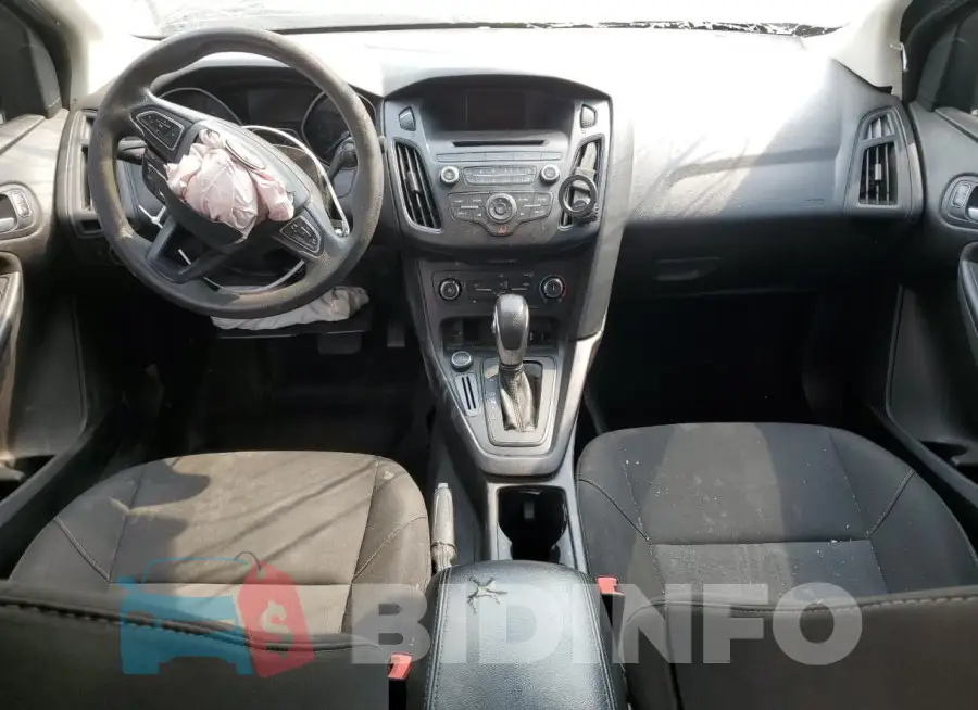 1FADP3F26HL246946 Photo# 8