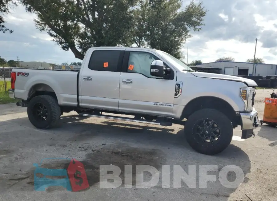 1FT7W2BT9JEC87262 Photo# 4