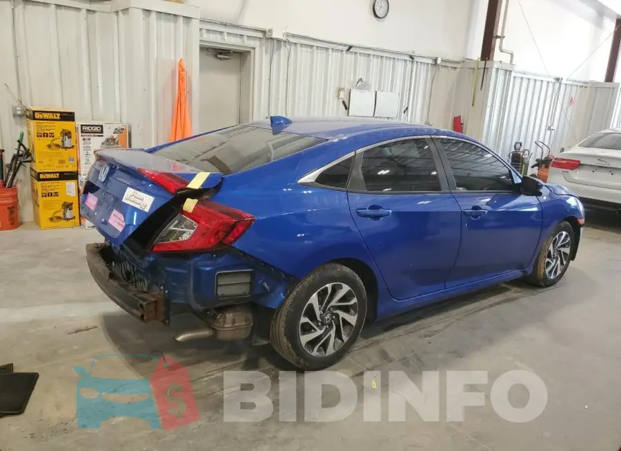 19XFC2F71JE035088 Photo# 3
