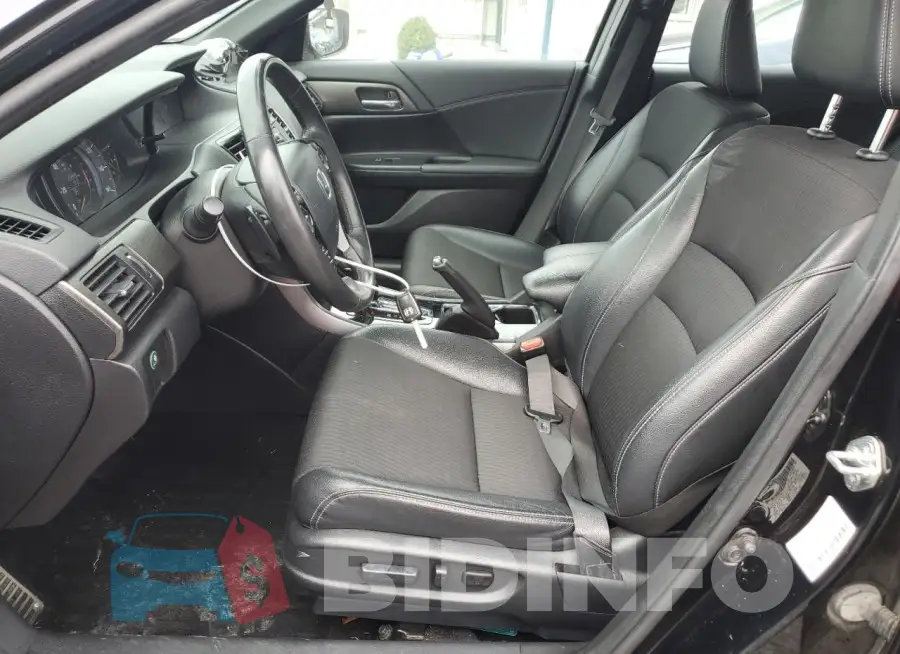 1HGCR2F52HA237873 Photo# 7
