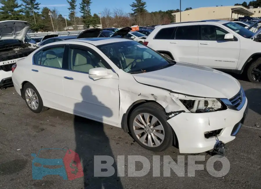 1HGCR3F81FA035488 Photo# 4