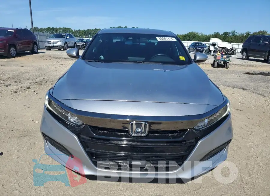 1HGCV2F30KA030660 Photo# 5