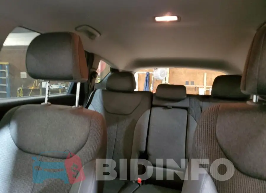5NMS2CAD3KH027184 Photo# 10