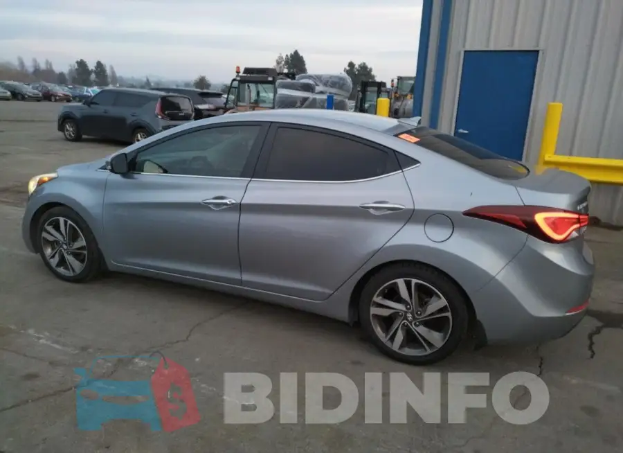 5NPDH4AE5FH597072 Photo# 2