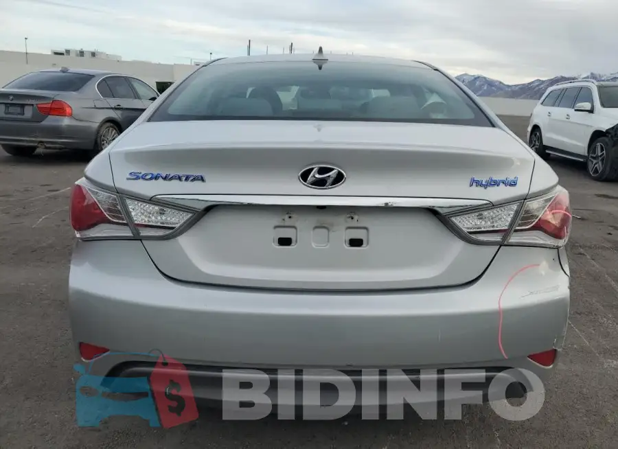 KMHEC4A45FA120168 Photo# 6
