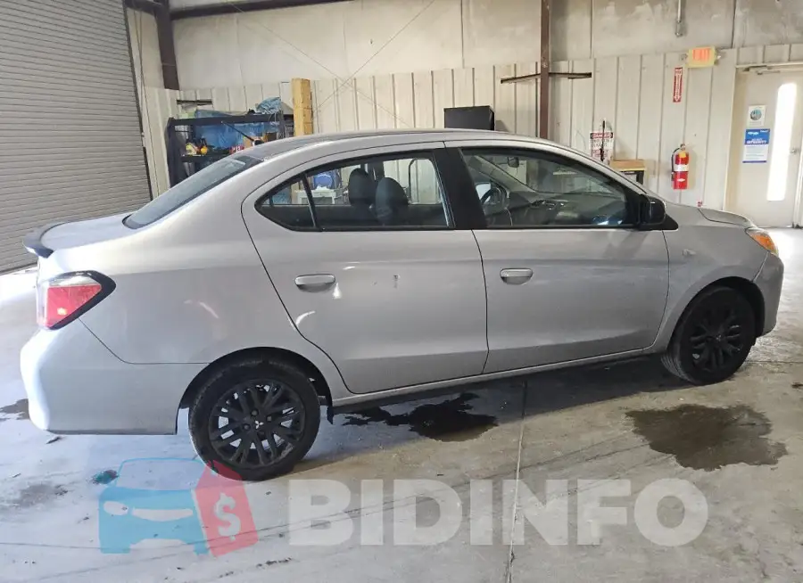 ML32FUFJ3PHF03098 Photo# 3