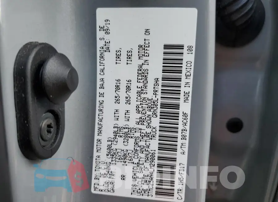 3TMCZ5AN4LM290061 Photo# 12