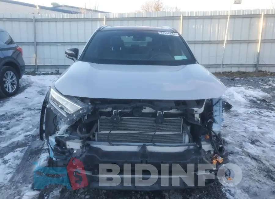 JTMEWRFV0KJ020189 Photo# 5