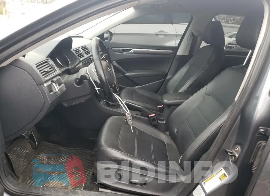 1VWDT7A34HC036176 Photo# 7