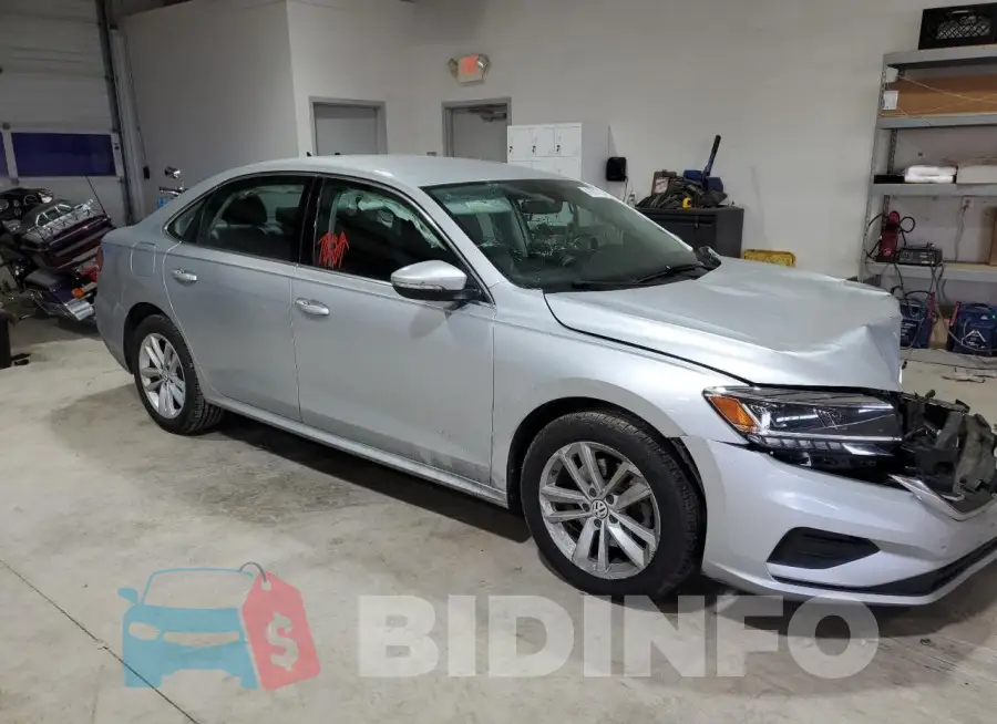 1VWSA7A38LC014719 Photo# 4