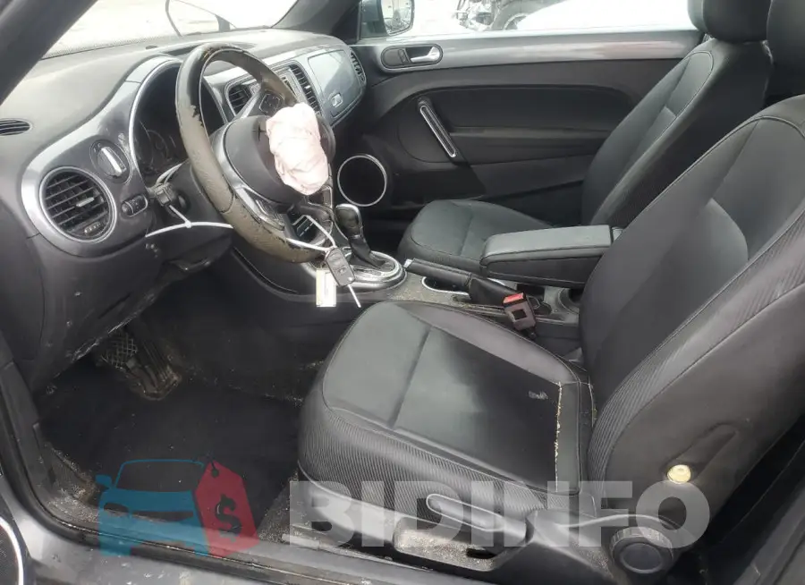 3VW5DAAT1JM515318 Photo# 7