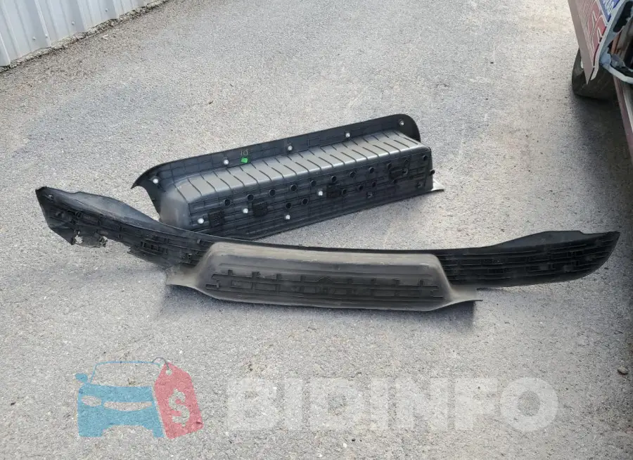 1N6BF0LY9JN816201 Photo# 13