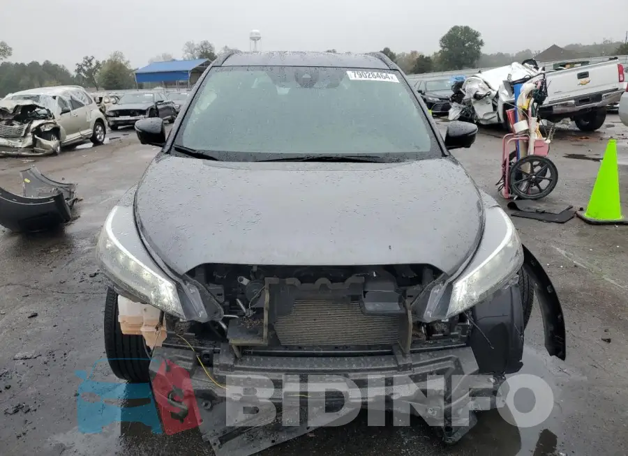 3N1CP5DV3PL538087 Photo# 5