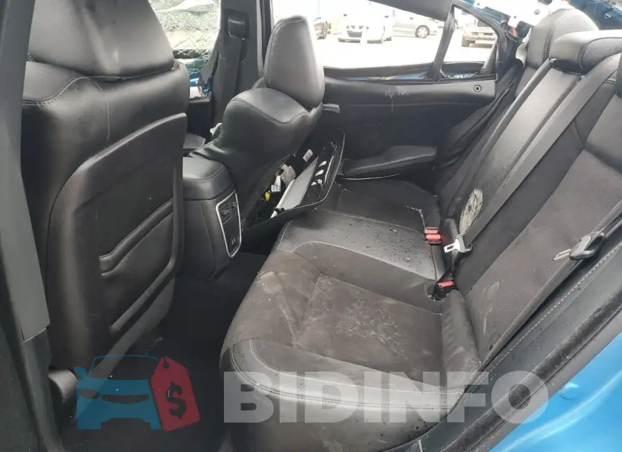 2C3CDXGJ7PH579717 Photo# 10