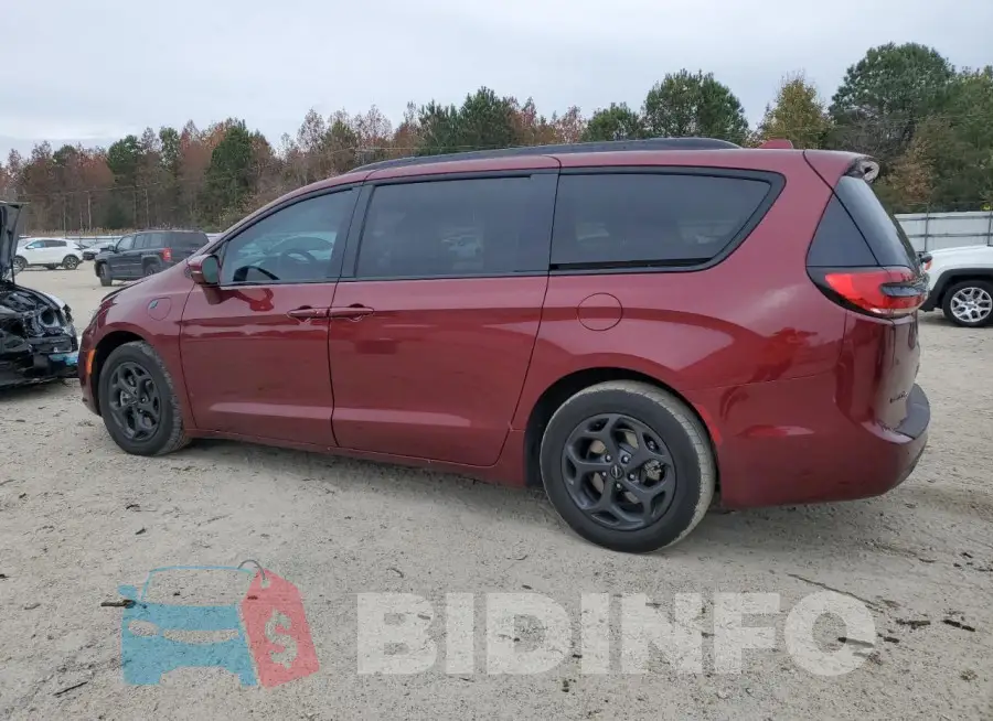 2C4RC1L77MR548893 Photo# 2
