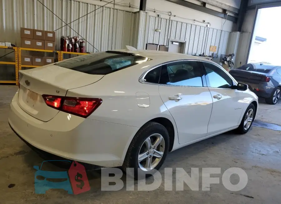 1G1ZD5ST0RF233816 Photo# 3
