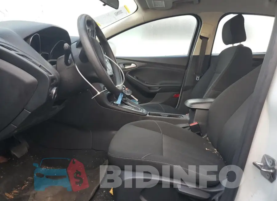 1FADP3F22FL204710 Photo# 7