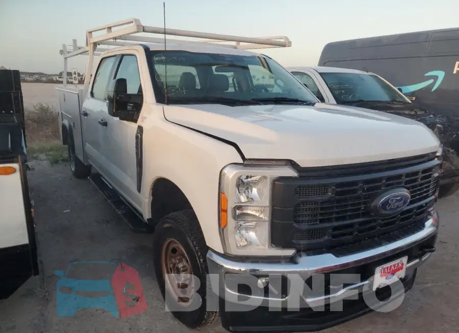 1FT7W2BA9PEC27957 Photo# 4