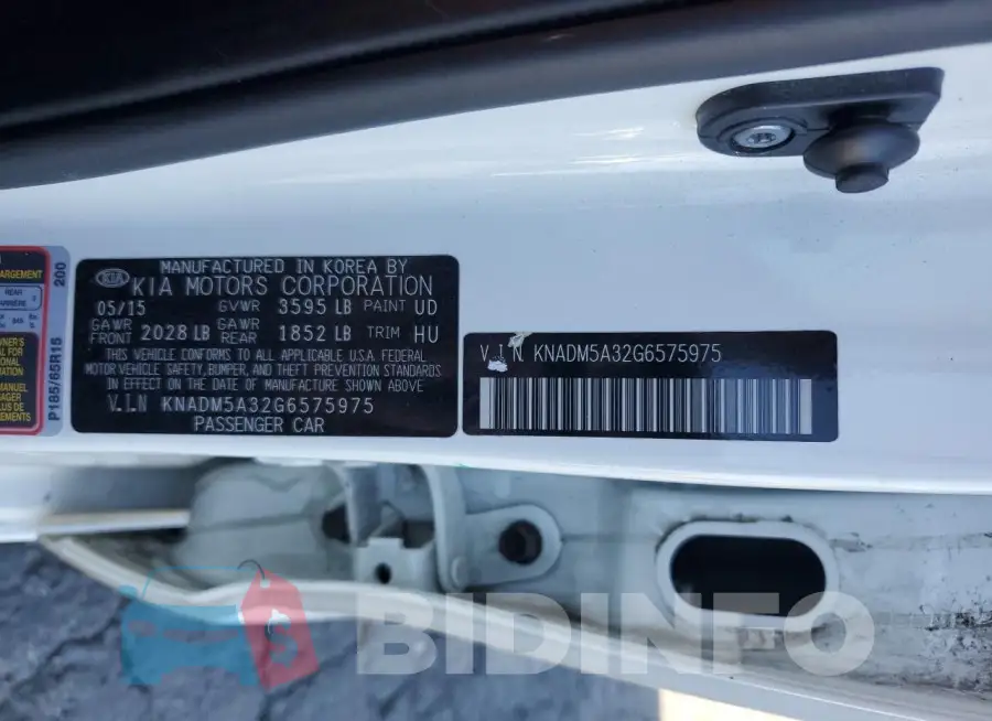 KNADM5A32G6575975 Photo# 12
